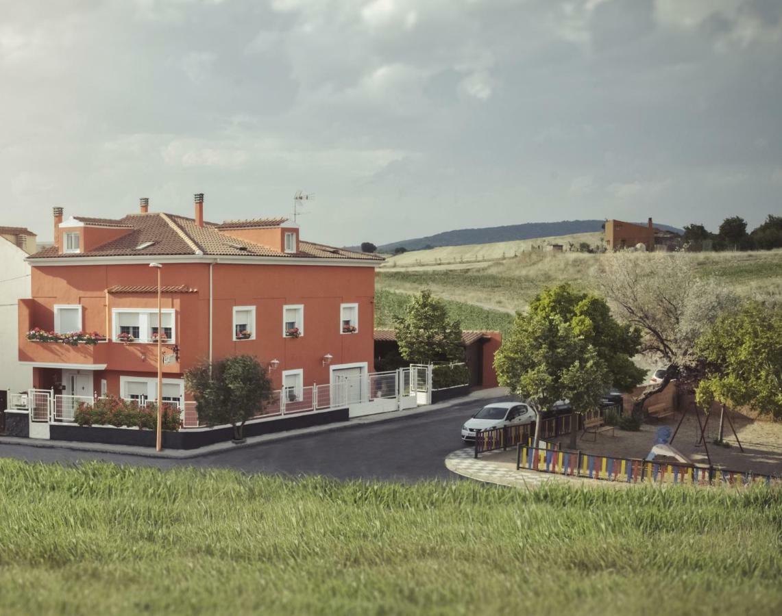 Apartamento 2 4/6 Pax Casa Rural El Sauce. A 2,5 Km De Cuenca Capital Nohales Extérieur photo